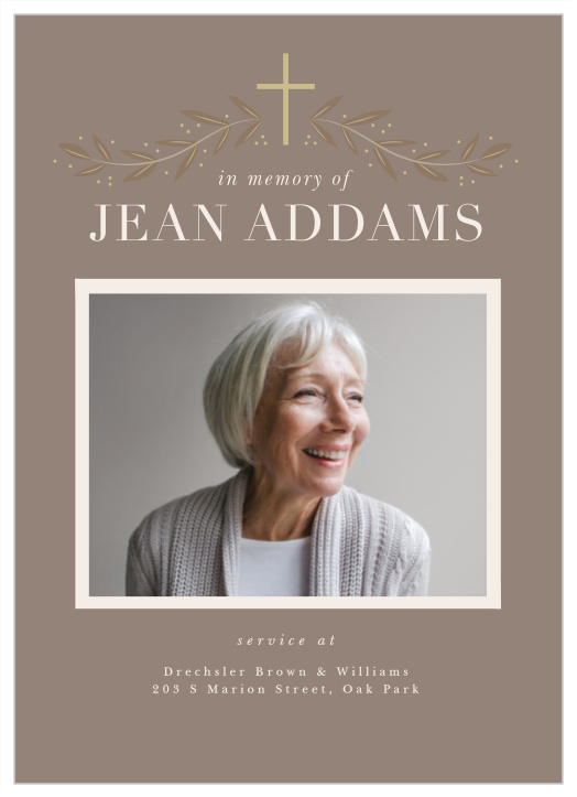 Outline every step of the memorial service with our Laurel Cross Memorial Programs. 